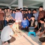 Pengukuran kembali kiblat di Ponpes Wali Barokah Kediri oleh DPD LDII Kota Kediri di Masjid Baitul A’la, Ponpes Wali Barokah, Kediri, Jawa Timur, Senin (27/5). Foo: Istimewa