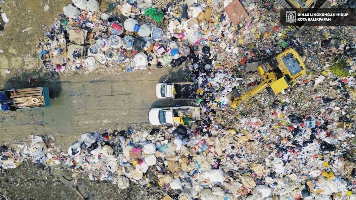 TPAS Manggar Balikpapan, Kalimantan Timur. Foto: YouTube PROFIL TPA SAMPAH MANGGAR
