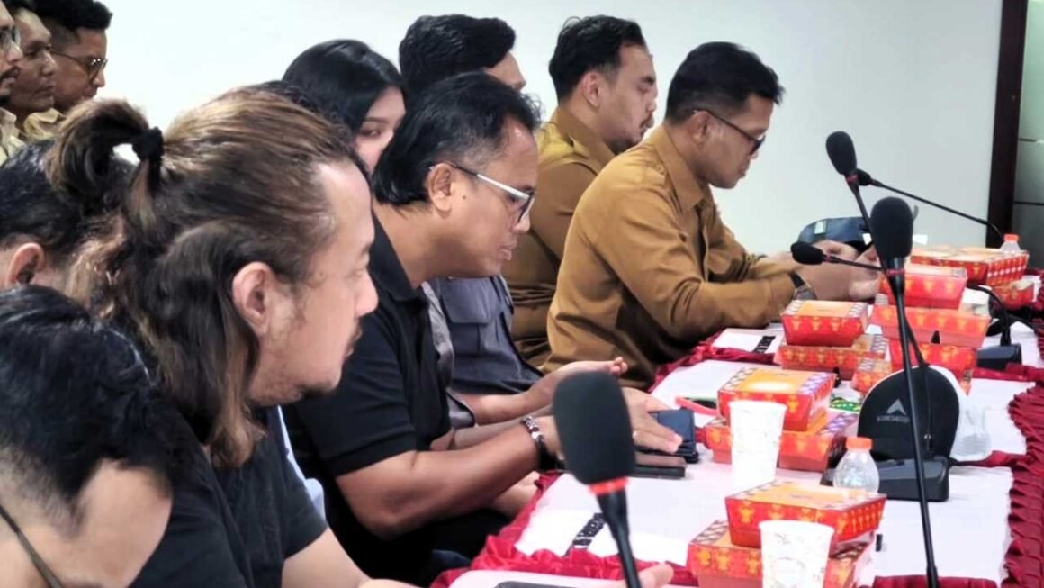 Focus Group Discussion (FGD) yang digelar di Ruang Bina Bangsa, Kantor Kesbangpol Prov. Kaltim, Selasa, (16/9). Foto: Istimewa