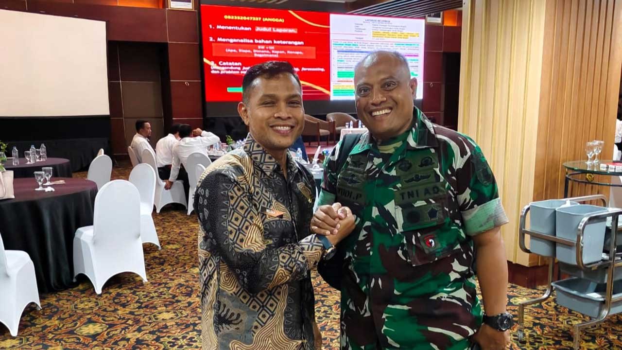 Ketua Panitia Pelaksana, Wildan Taufik, S.Pd., M.Si bersama Asisten Intelijen Kodam VI Mulawarman, Kolonel Infanteri Yudi Purwanto, S.M., Foto: Istimewa