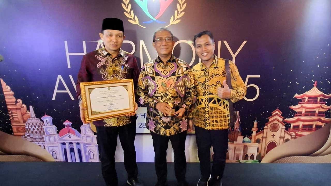 Wildan Taufik saat foto bersama. Foto: Wildan/Kaltim Pro